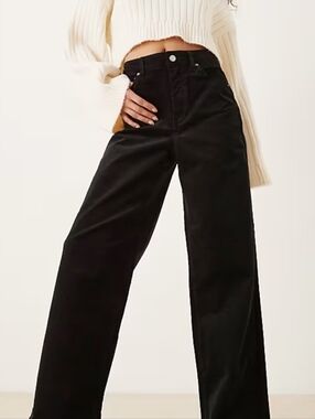 Divided Black High-Waist Wide Jeans